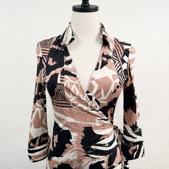 Vintage Diane Von Furstenberg Justin Wrap Dress Cream Silk Preppy Work Size 8 - Picture 2 of 12